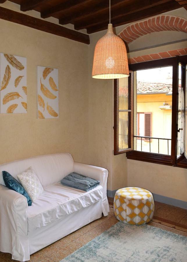 Calzaiuoli Luxury And Characteristic Apartment Florenz