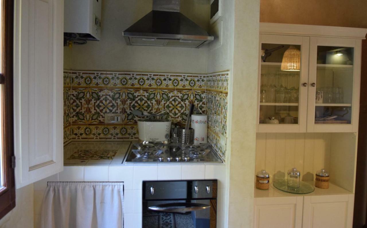 Calzaiuoli Luxury And Characteristic Florenz