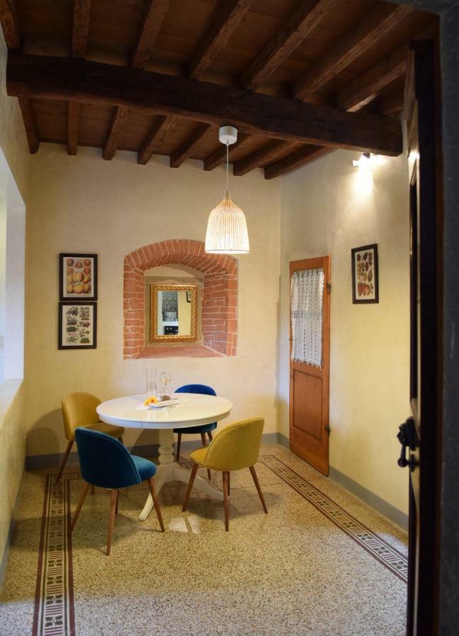 Calzaiuoli Luxury And Characteristic * Florenz