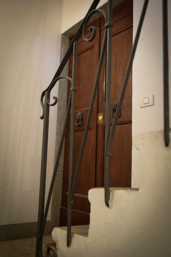 Calzaiuoli Luxury And Characteristic * Florenz